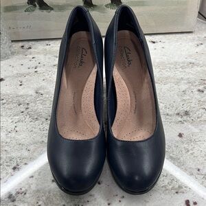 Clarks Women's Bayla Skip Pump